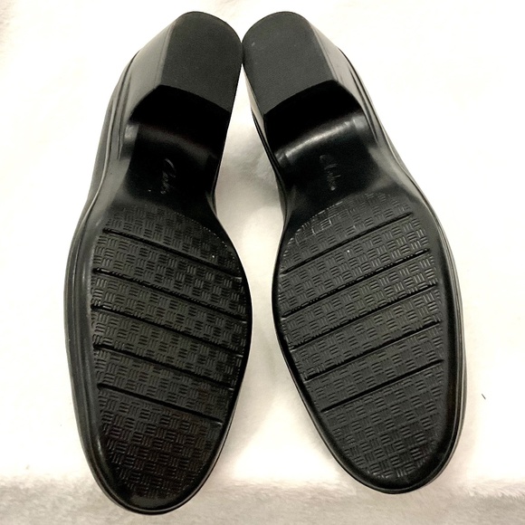 Clarks Black Ultimate Collection Emily Ruby Block-Heel Comfort Pumps size 9M - Picture 12 of 12